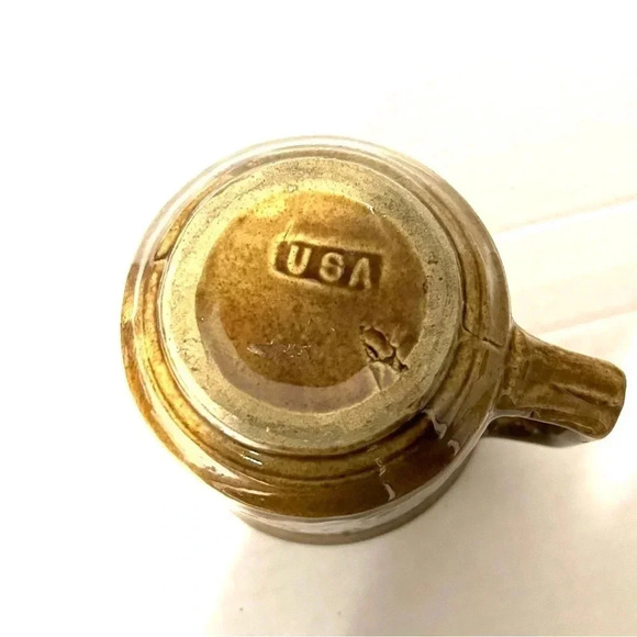 Vintage Leaf Pattern Brown Stoneware Drip Pottery Pitcher Small USA Made FLAW - Picture 6 of 10